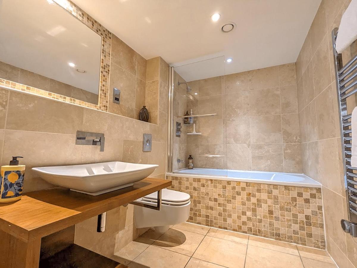 Merchants Place Apartment يورك المظهر الخارجي الصورة